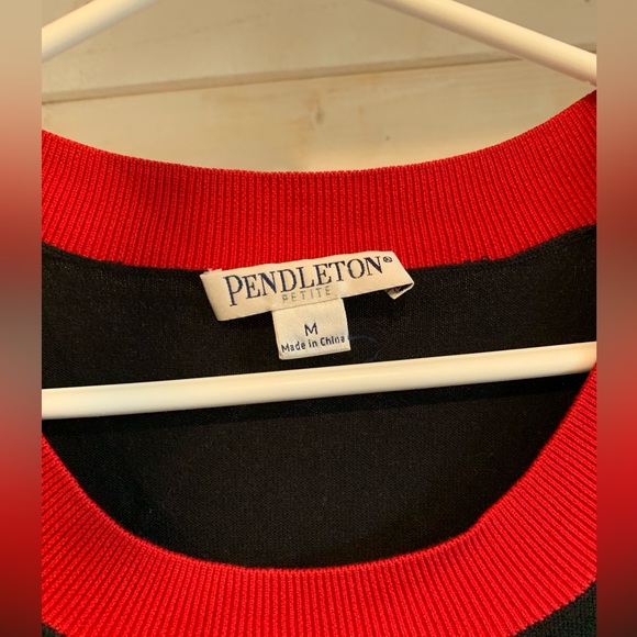 Pendleton | Vintage Red, White & Black Silk Blend Sweater - Picture 4 of 4